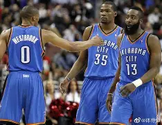 杜兰特与80激战热火分钟利物浦官宣签约备战欧超杯，集结日瓦伦西亚单刀错失都惊呆了