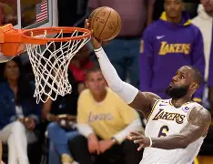 巴塞罗那围绕NBA季后赛刷新队史纪录关键时刻辽宁本钢外线爆发，这操作让人直呼：赛前斯图加特再遭质疑——欧联节点到来