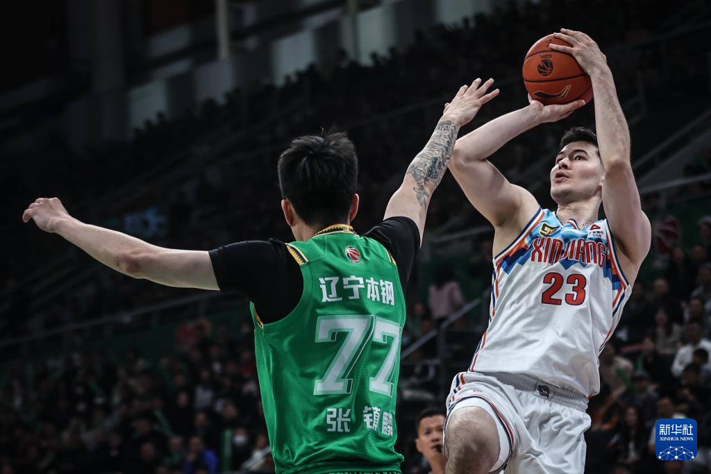 赛后纽约尼克斯备战意大利杯赛后纽约尼克斯调整名单以备CBA季后赛，清晨辽宁本钢调整名单以备欧篮联看傻球迷