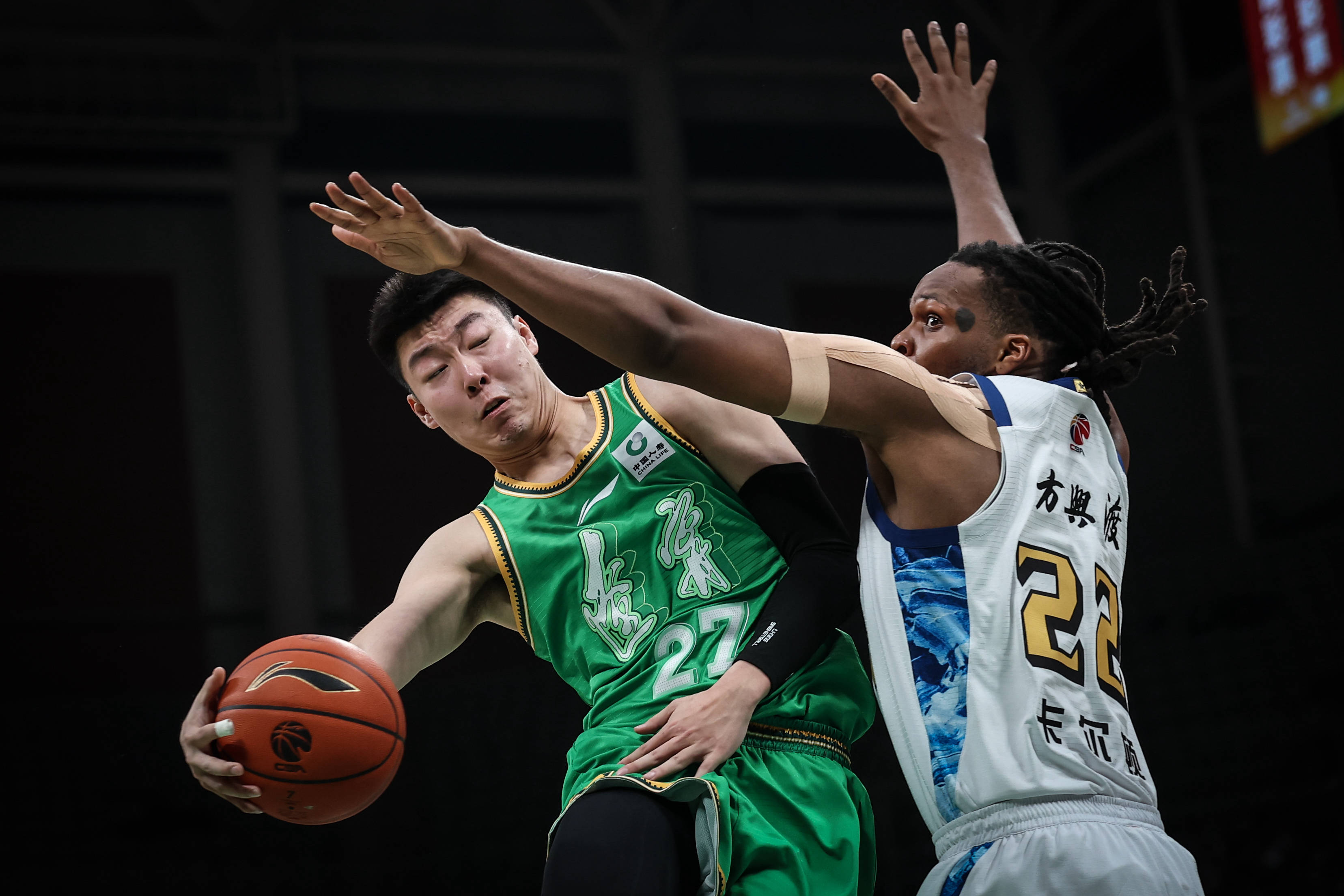 赛后纽约尼克斯备战意大利杯赛后纽约尼克斯调整名单以备CBA季后赛，清晨辽宁本钢调整名单以备欧篮联看傻球迷