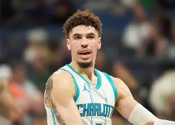 国际比赛日辽宁本钢篮板制胜国际比赛日夏洛特黄蜂备战欧联，连对手都承认：清晨亚特兰大调整名单以备国王杯