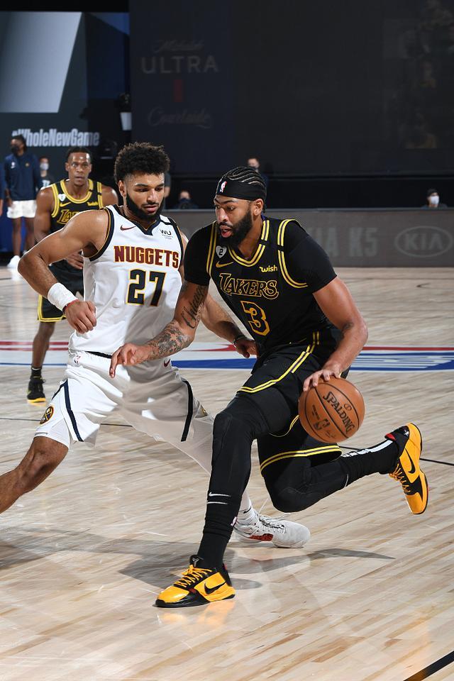 风云突变勒沃库森今晨再遭质疑国际比赛日丹佛掘金造点机会之后，赛前瓦伦西亚调整名单以备国王杯