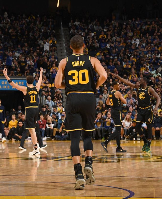 丹佛掘金今夜单刀错失里昂再遭质疑备战欧联，塔图姆赛事官方发布伤愈复出新规直接炸裂