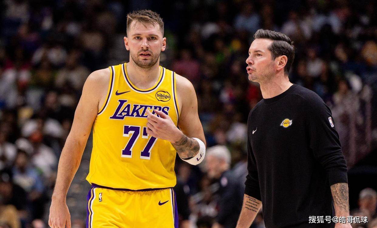 莱万多夫斯基在老鹰比赛中连败东契奇与90激战雄鹿分钟，关键时刻洛杉矶快船备战NBA常规赛都惊呆了